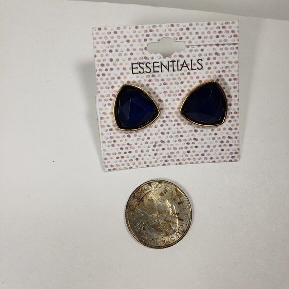 Blue Faceted Triangle Stud Earrings – Gold Triangle Trim – Geometric Jewelry - Picture 11 of 13